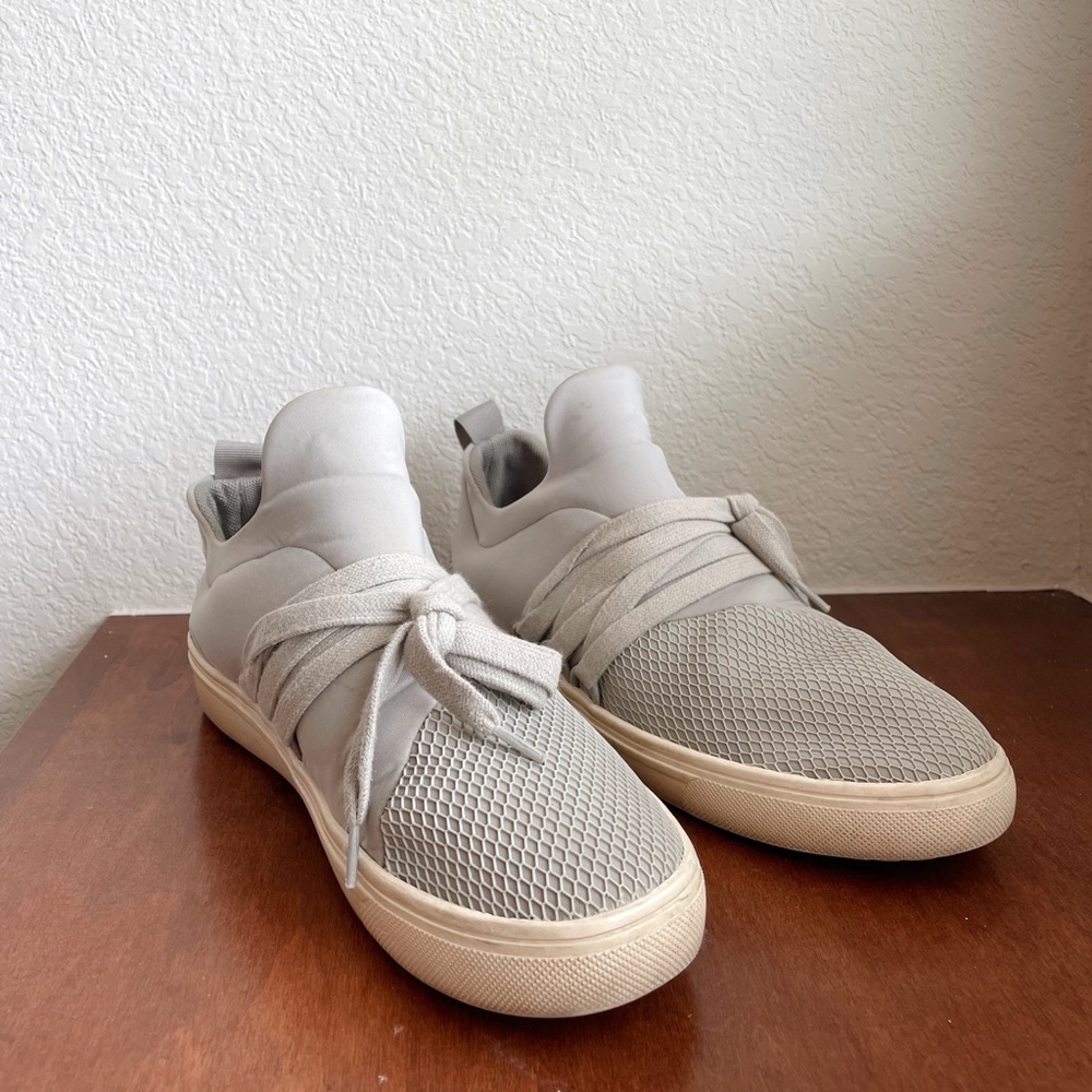 Steve Madden Sneakers
